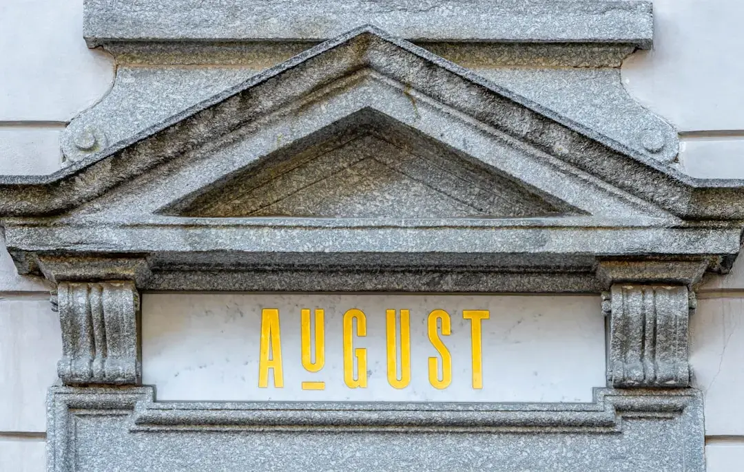 Horoscop Vărsător august 2026: Ce-ți rezervă astrele?
